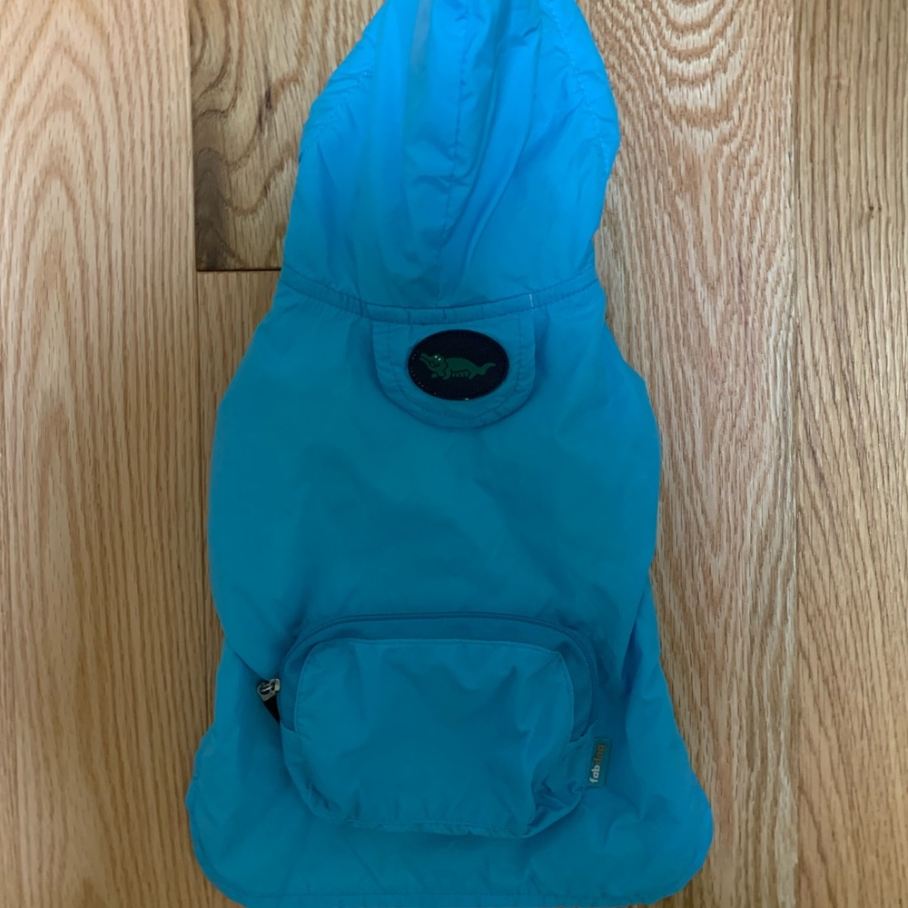Fabdog portable travel raincoat- waterproof
